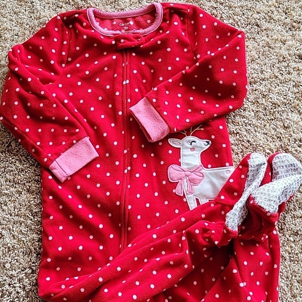 Carter's fleece sleeper with feet, 3T, guc